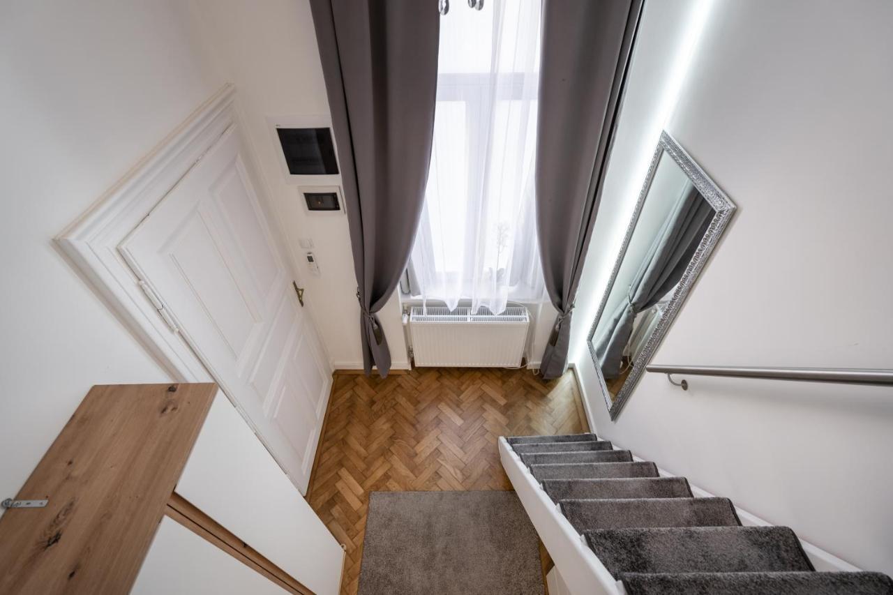 Galaxy Cube Apartment 布达佩斯 外观 照片