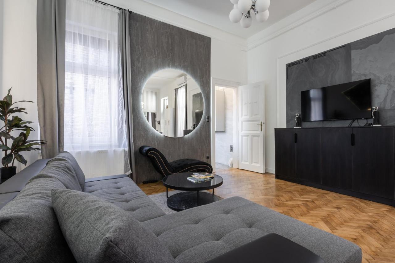 Galaxy Cube Apartment 布达佩斯 外观 照片